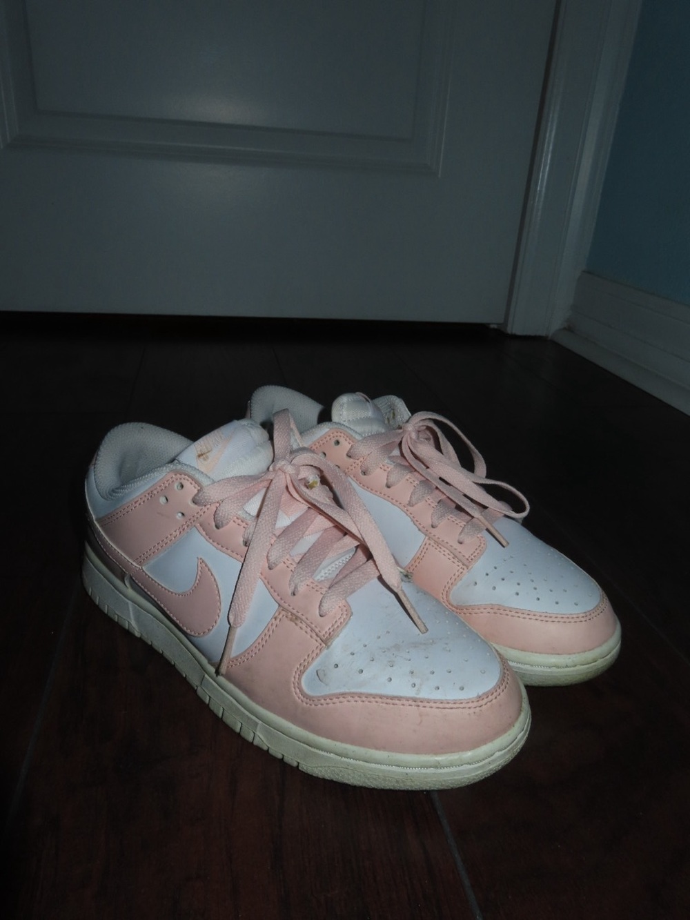 Nike Low-Top Sneakers in Coral